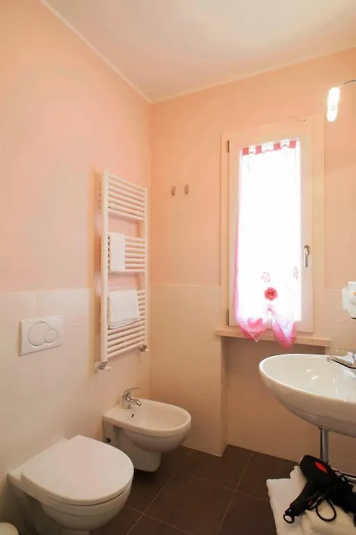 Bed & Breakfast B&B Alle Tre Rose Montignoso